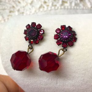 🖤NEW Austrian red crystal earrings